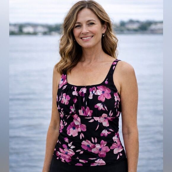 Lands' End Other - Lands’ End Floral Black and Pink Women's Tankini Bathingsuit Swim Top Size 8